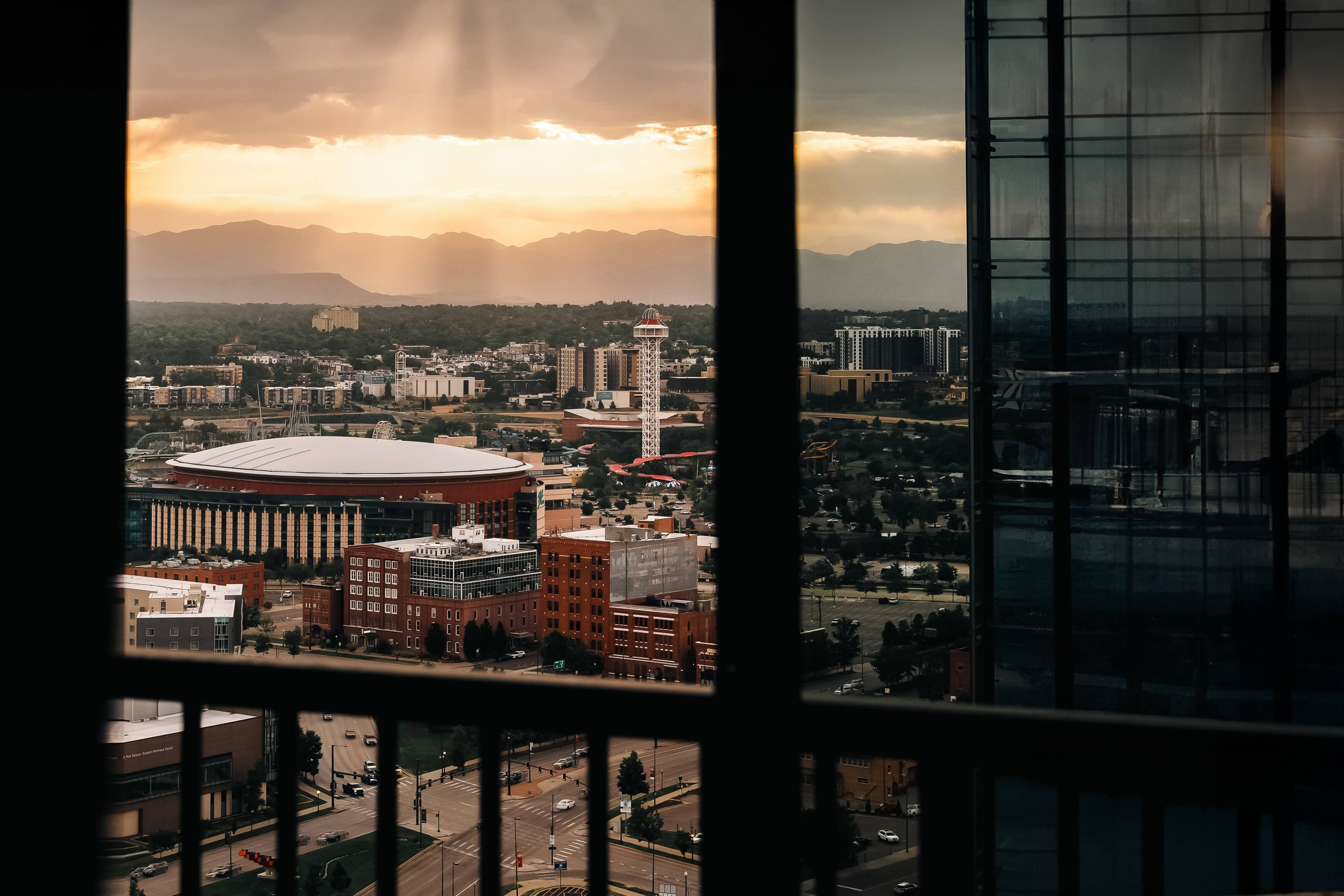 Four Seasons Residence 2110