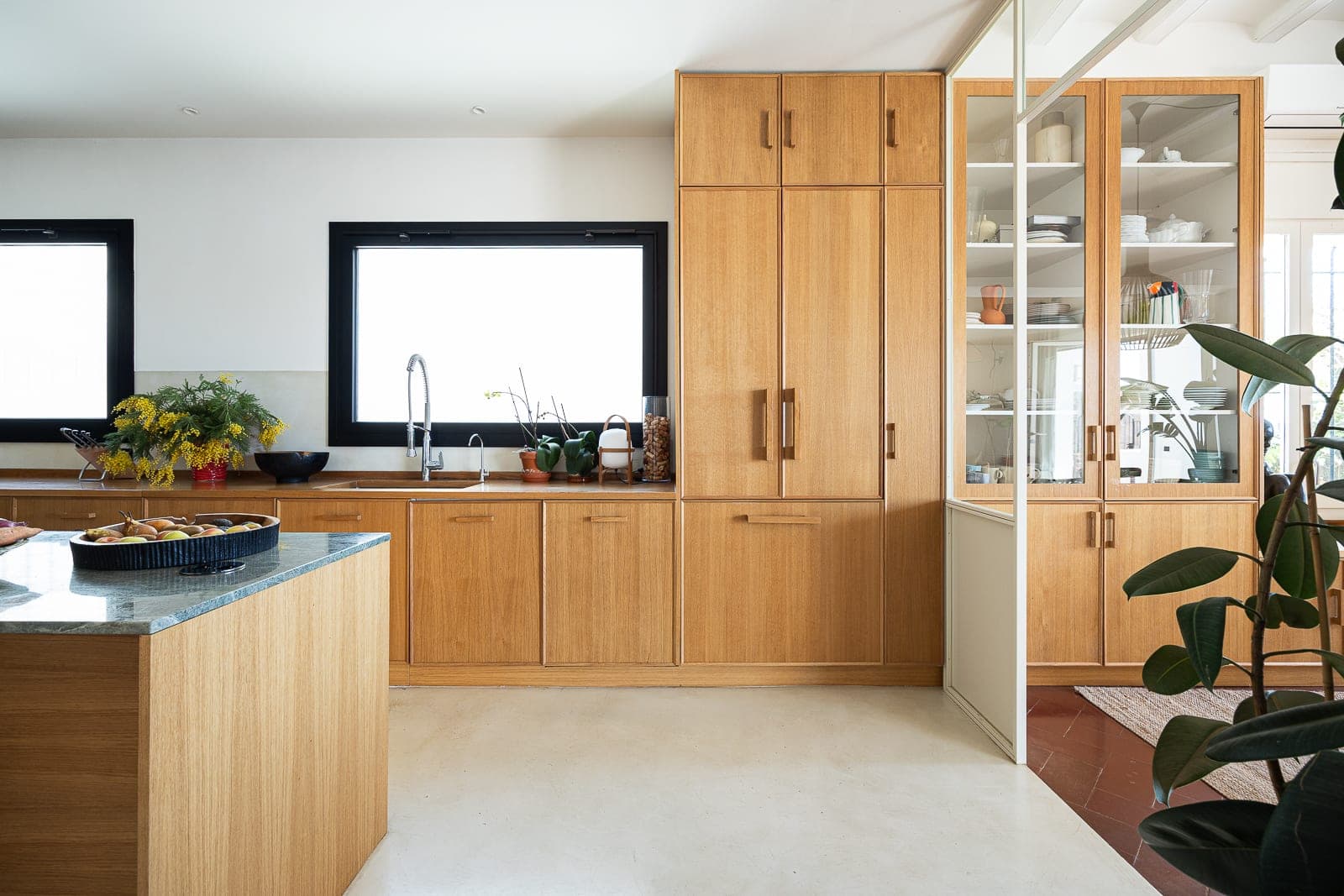 Seafront Villa with Pool